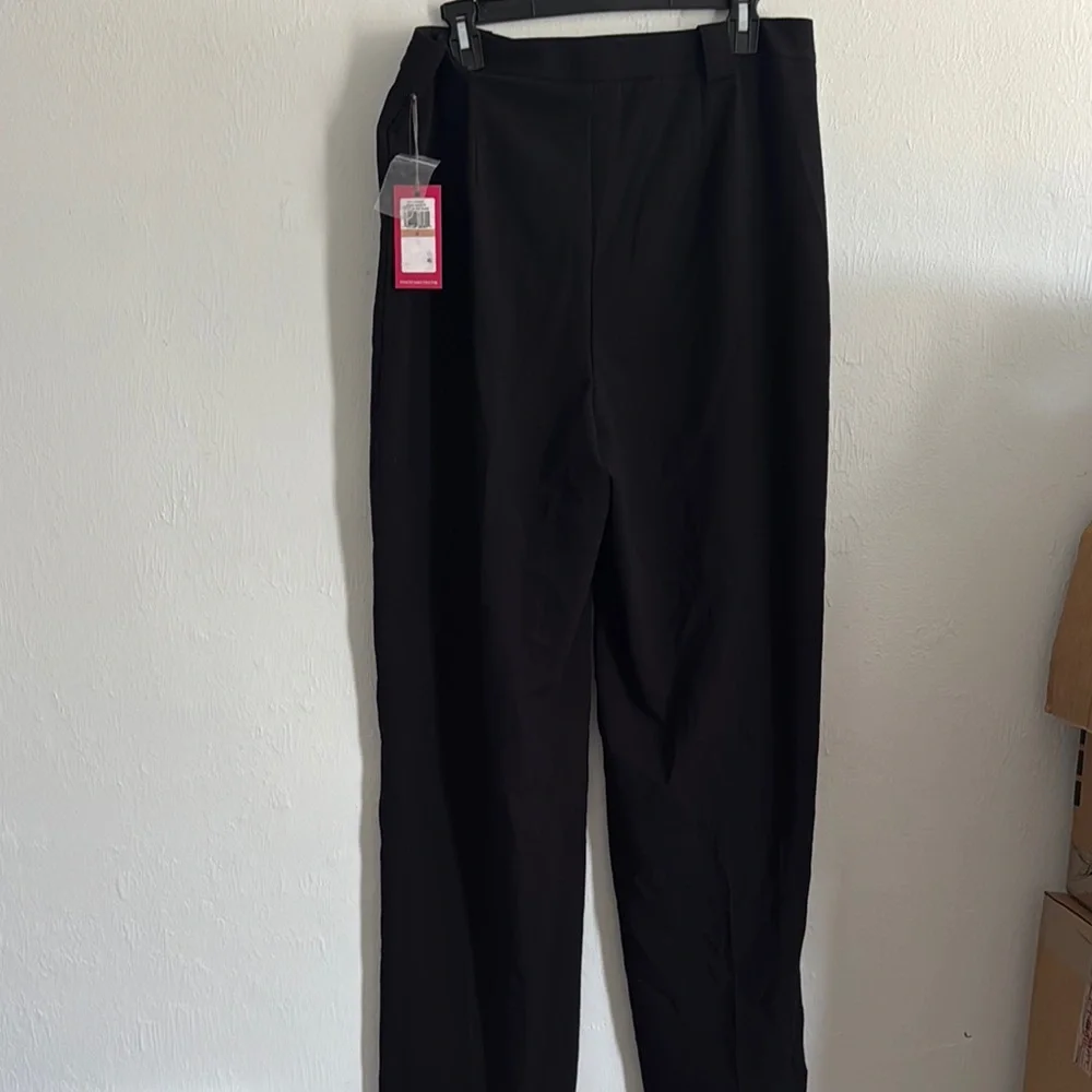 Elegant Black Women's Pants - Picture 3 of 3